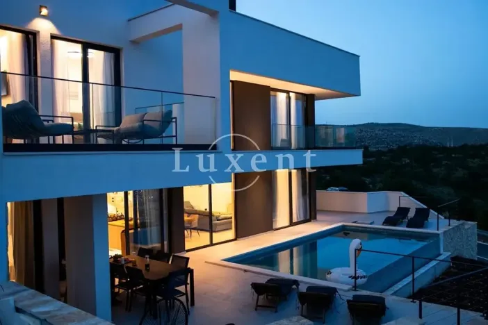 Prodej rodinného domu, Trogir, Chorvatsko, 320 m2