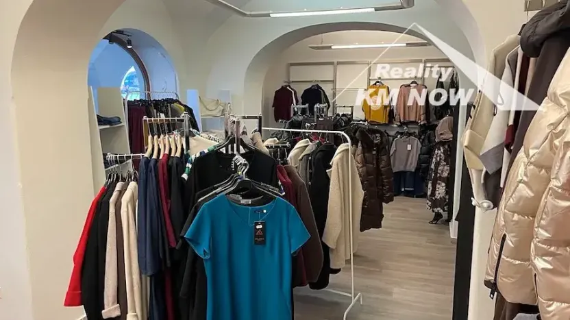 Pronájem obchodního prostoru, Kroměříž, Velké náměstí, 55 m2