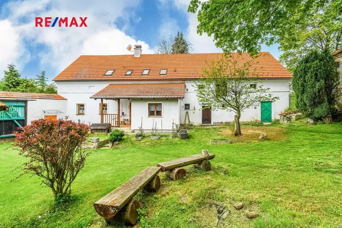 Prodej rodinného domu, Planá, 300 m2