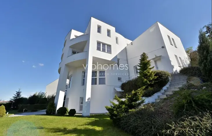 Pronájem vily, Praha - Smíchov, Nový Zlíchov, 800 m2