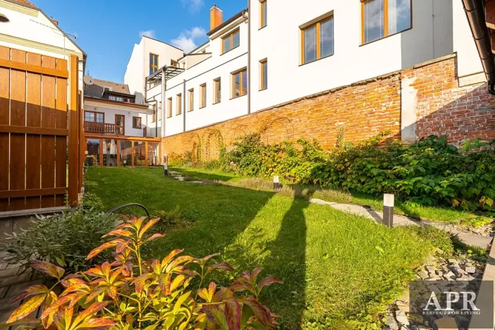 Prodej rodinného domu, Uherský Brod, Masarykovo nám., 275 m2