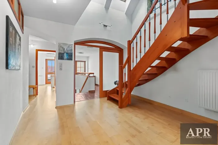 Prodej rodinného domu, Uherský Brod, Masarykovo nám., 275 m2