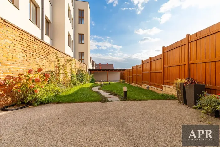 Prodej obchodního prostoru, Uherský Brod, Masarykovo nám., 275 m2