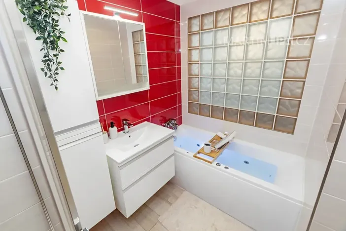 Prodej bytu 3+1, Poděbrady, Dr. Horákové, 86 m2