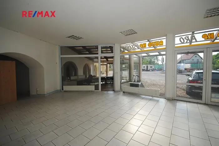 Prodej komerční nemovitosti, Církvice, 6984 m2