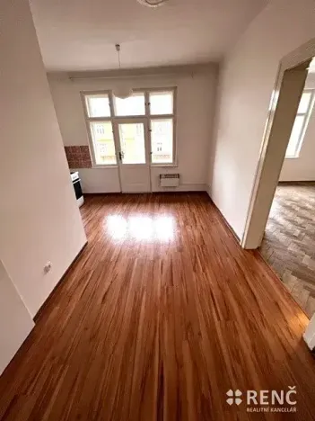 Pronájem bytu 2+kk, Brno, Kounicova, 49 m2