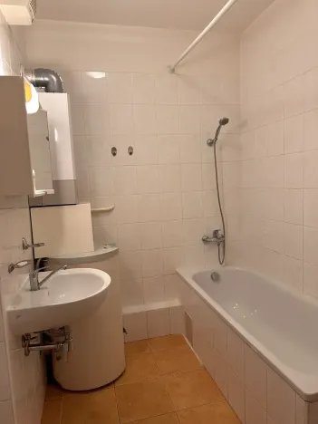 Pronájem bytu 2+kk, Praha - Vršovice, Petrohradská, 58 m2