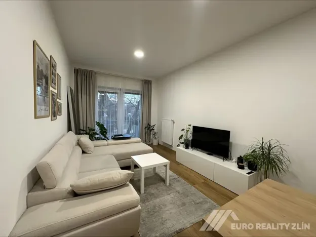 Pronájem bytu 2+kk, Zlín, Ševcovská, 65 m2