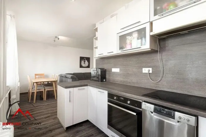 Pronájem bytu 3+kk, Opava, Kasárenská, 62 m2