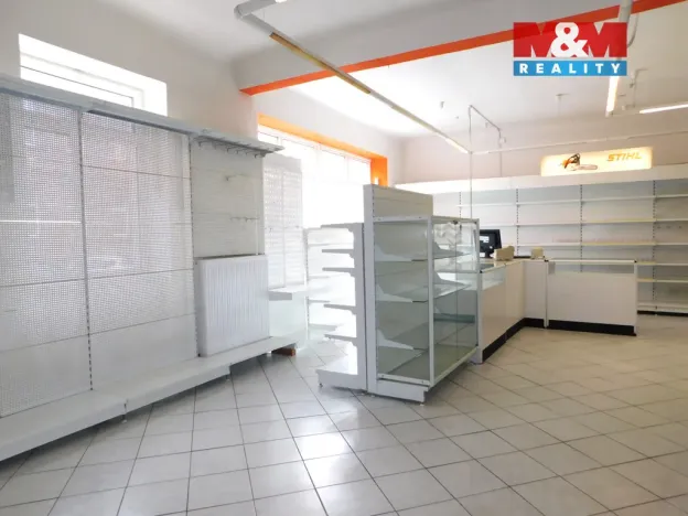 Pronájem obchodního prostoru, Cheb, Mánesova, 75 m2