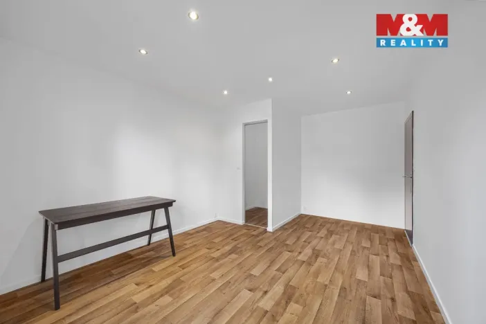 Prodej bytu 3+1, Praha - Klánovice, Medinská, 81 m2