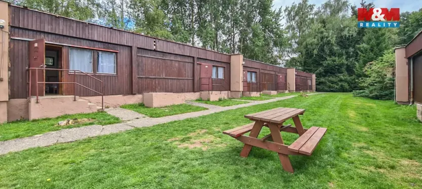 Prodej ubytování, Staré Křečany - Valdek, 1670 m2