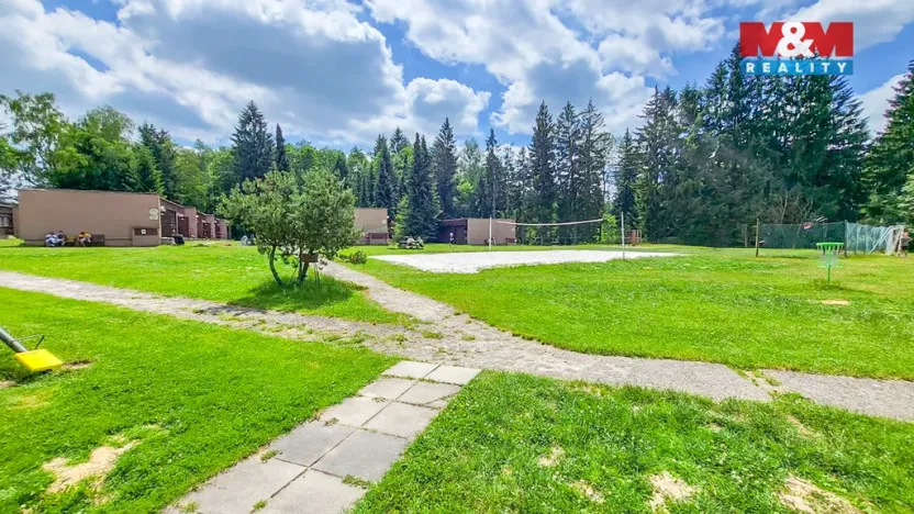 Prodej ubytování, Staré Křečany - Valdek, 1670 m2