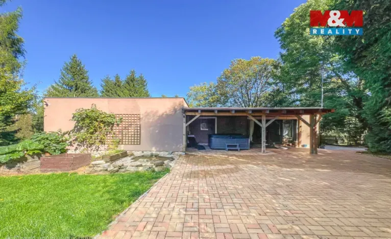 Prodej ubytování, Staré Křečany - Valdek, 1670 m2