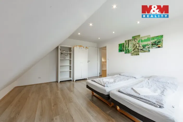 Prodej rodinného domu, Jindřichovice, 280 m2