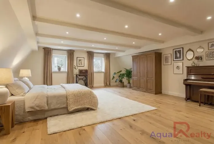 Prodej vícegeneračního domu, Těšovice, 540 m2