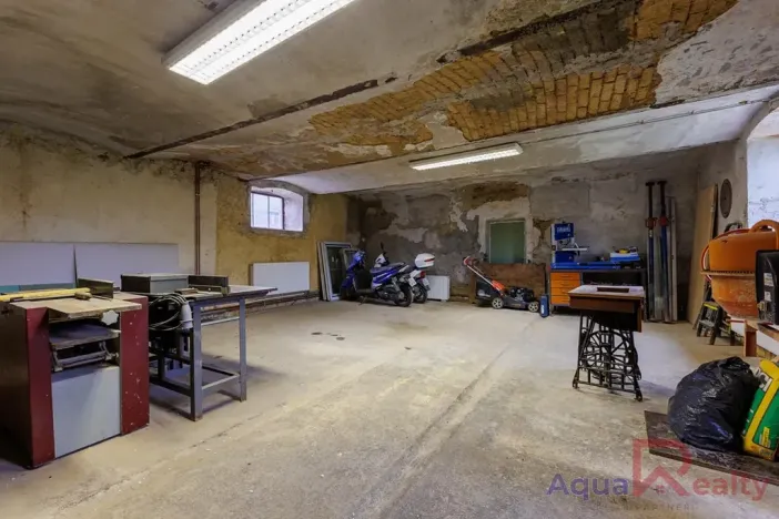 Prodej vícegeneračního domu, Těšovice, 540 m2