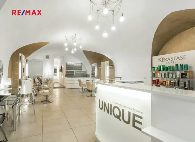 Pronájem obchodního prostoru, Praha - Staré Město, Konviktská, 75 m2