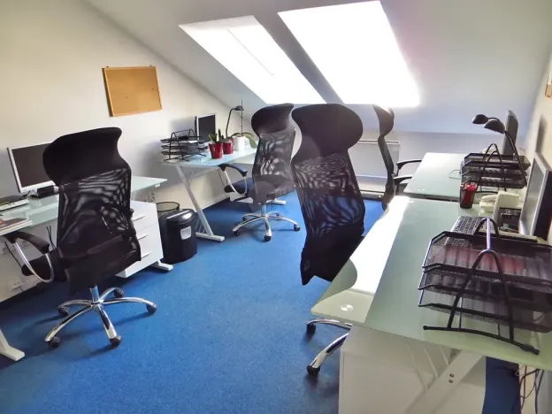 Pronájem kanceláře, Praha - Holešovice, Komunardů, 100 m2