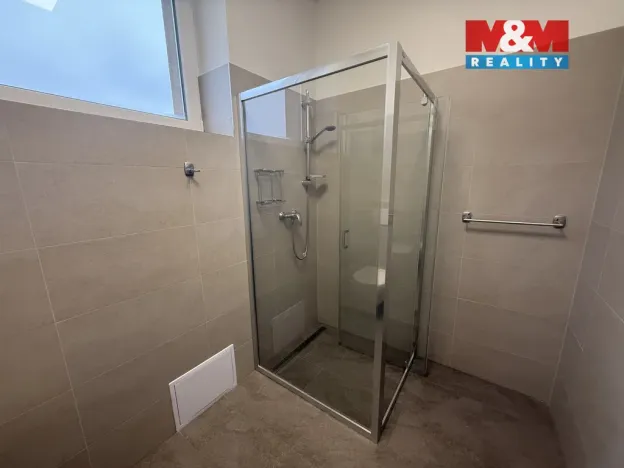 Pronájem skladu, Králova Lhota, 86 m2