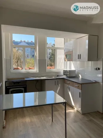 Pronájem bytu 2+kk, Olomouc - Nová Ulice, tř. Svornosti, 42 m2