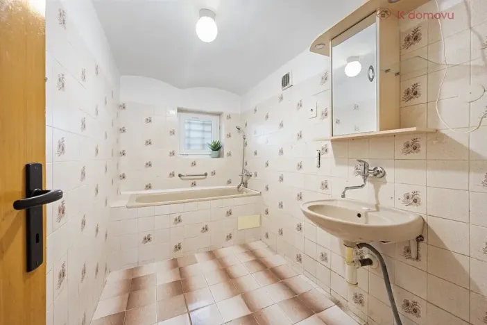 Prodej rodinného domu, Kunovice, Záchalupčí, 148 m2