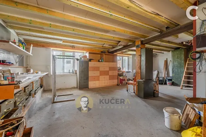 Prodej skladu, Velká Chmelištná, 550 m2