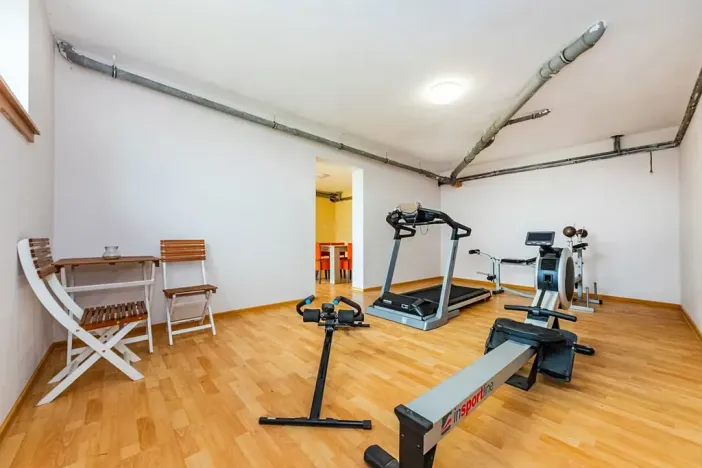 Prodej rodinného domu, Buš, 375 m2