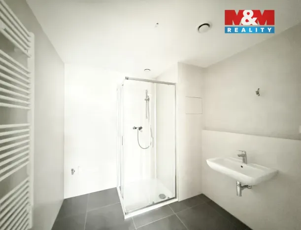 Pronájem bytu 2+kk, Praha, Tupolevova, 61 m2