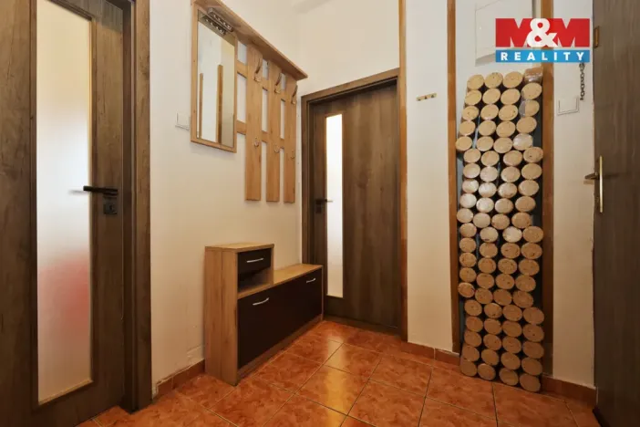 Prodej bytu 3+1, Úsobí, 73 m2