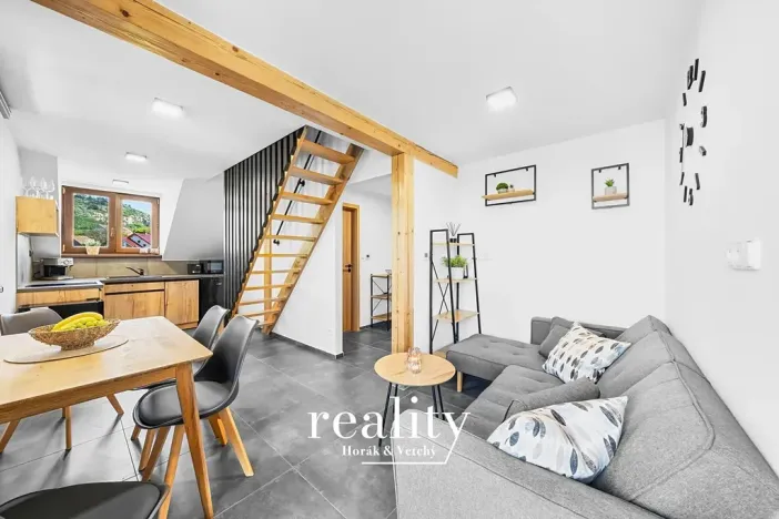 Prodej ubytování, Perná, 205 m2