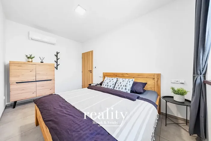 Prodej vícegeneračního domu, Perná, 205 m2