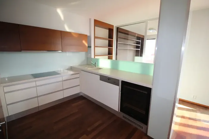 Prodej bytu 3+kk, Praha - Prosek, Trmická, 155 m2