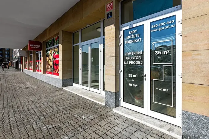 Prodej obchodního prostoru, Praha - Vršovice, Kubánské náměstí, 113 m2