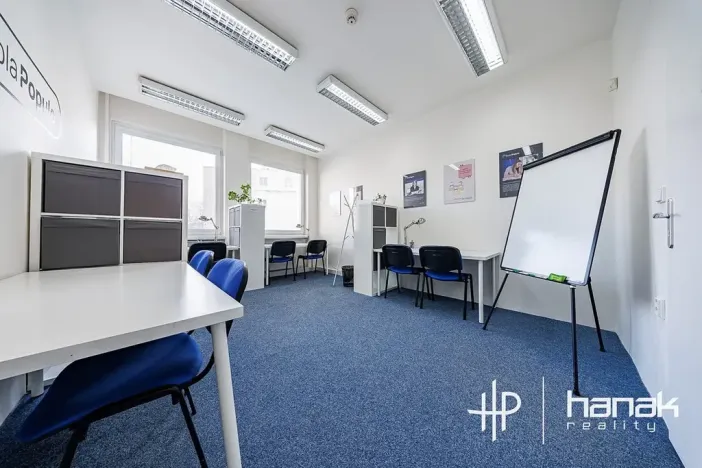 Pronájem kanceláře, Olomouc, Karolíny Světlé, 50 m2