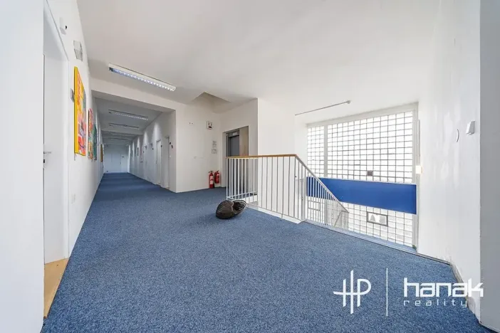 Pronájem kanceláře, Olomouc, Karolíny Světlé, 200 m2
