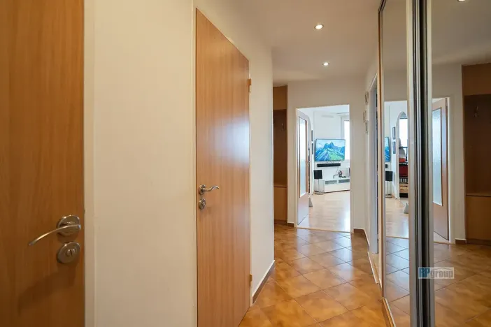 Pronájem bytu 4+1, Praha - Háje, Hviezdoslavova, 74 m2