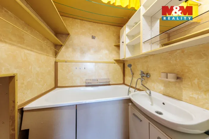 Prodej bytu 3+1, Nová Role, Rolavská, 67 m2