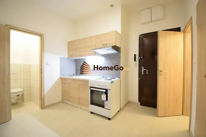 Pronájem bytu 2+1, Praha - Nusle, U gymnázia, 65 m2