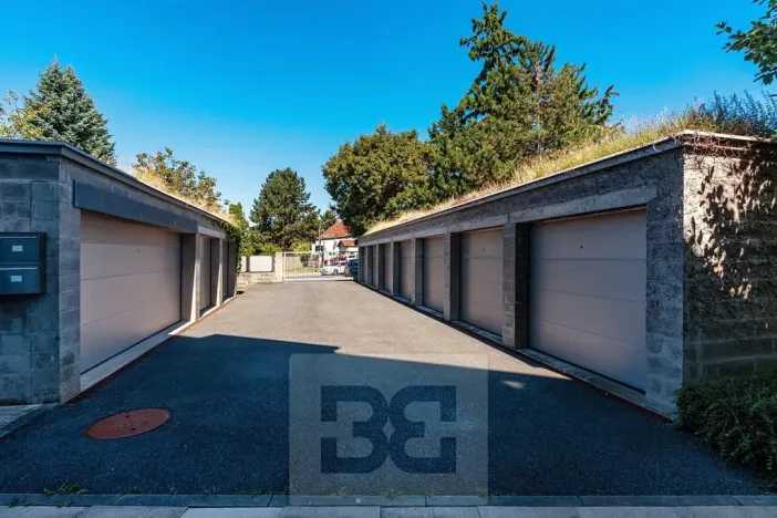 Prodej bytu 6+kk a větší, Průhonice, Uhříněveská, 264 m2