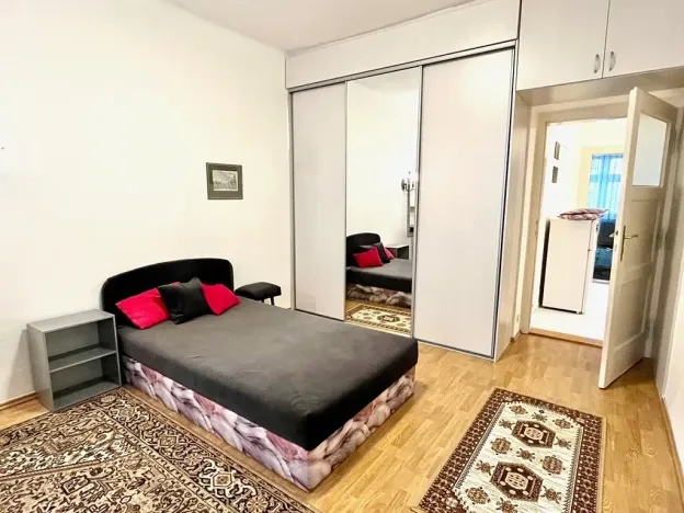 Pronájem bytu 3+kk, Praha - Vinohrady, Velehradská, 94 m2