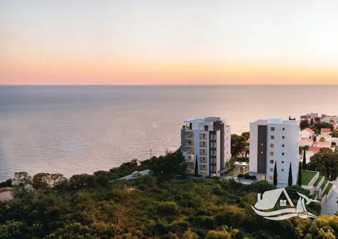 Prodej bytu 4+kk, Dobrá Voda, Černá Hora, 122 m2