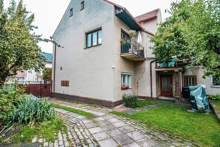 Prodej bytu 3+1, Rudná, Masarykova, 88 m2