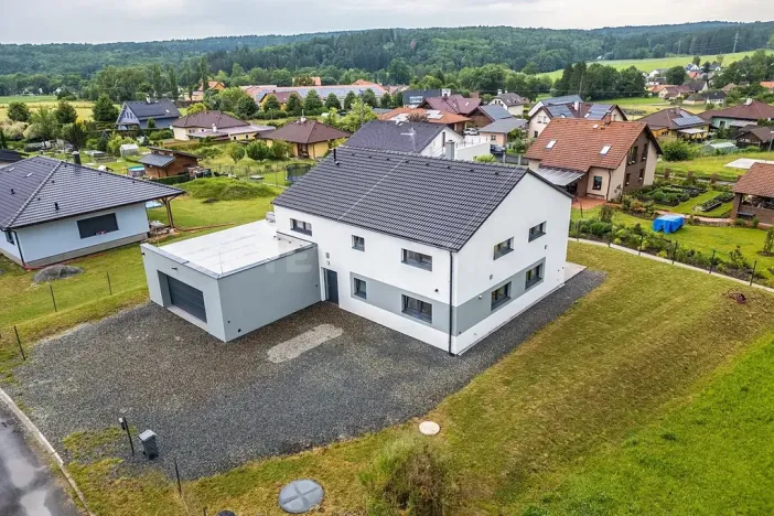 Prodej rodinného domu, Kornatice, 270 m2