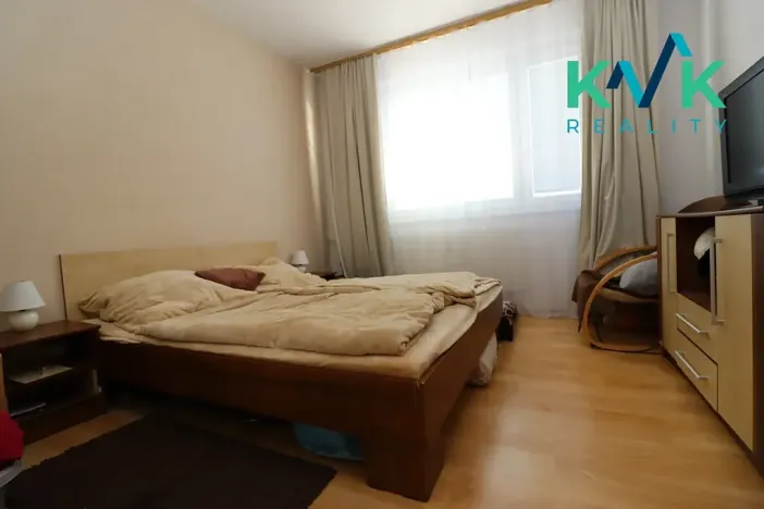 Prodej bytu 3+1, Karlovy Vary, Konečná, 82 m2