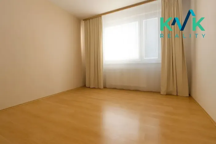 Prodej bytu 3+1, Karlovy Vary, Konečná, 82 m2