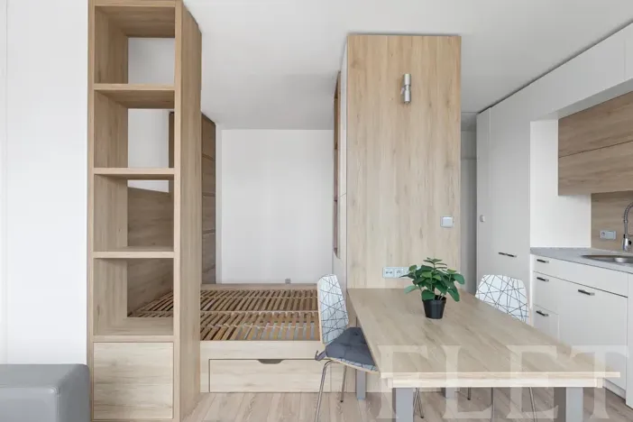 Pronájem bytu 1+kk, Praha - Záběhlice, Topolová, 31 m2