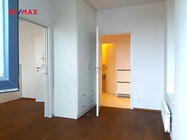 Pronájem bytu 4+kk, Praha - Hlubočepy, Vítové, 100 m2