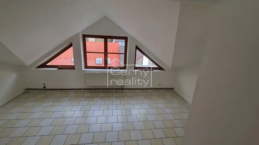Prodej činžovního domu, Chrudim, Soukenická, 350 m2