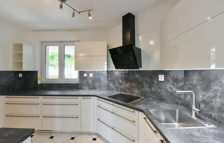 Pronájem vily, Praha - Jinonice, 312 m2